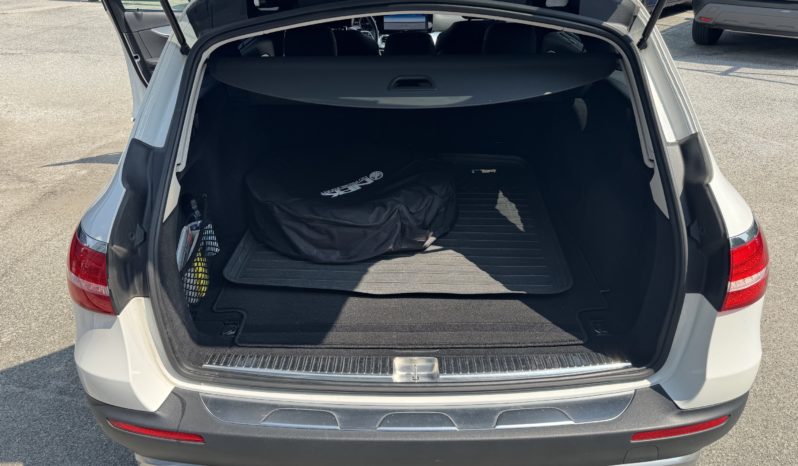 MERCEDES-BENZ E 220 d S.W. 4Matic Auto Premium All-Terrain pieno