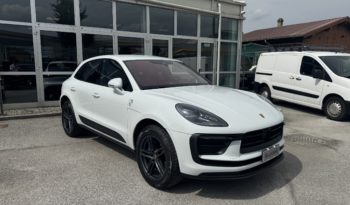 PORSCHE Macan 2.0 pieno