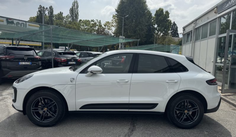 PORSCHE Macan 2.0 pieno