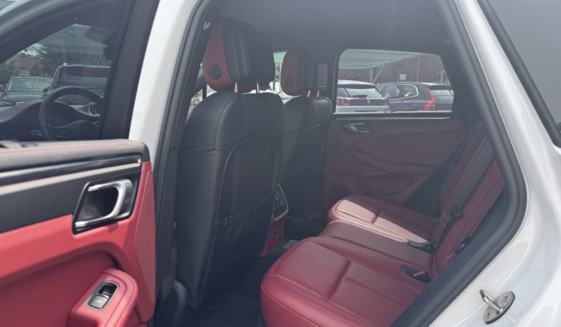 PORSCHE Macan 2.0 pieno