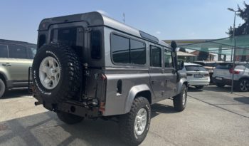 LAND ROVER Defender 110 2.4 TD4 Station Wagon SE pieno