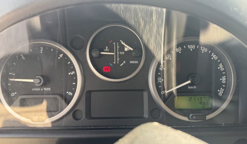 LAND ROVER Defender 110 2.4 TD4 Station Wagon SE pieno