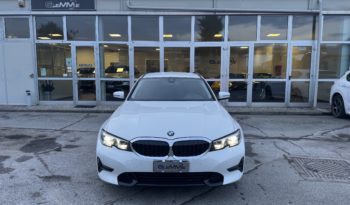 BMW 320 d Touring Sport pieno