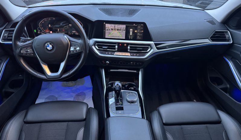 BMW 320 d Touring Sport pieno